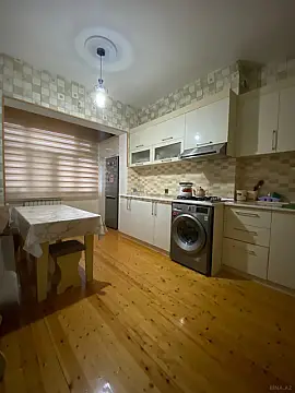 Satılır 2 otaqlı mənzil 65 m²
