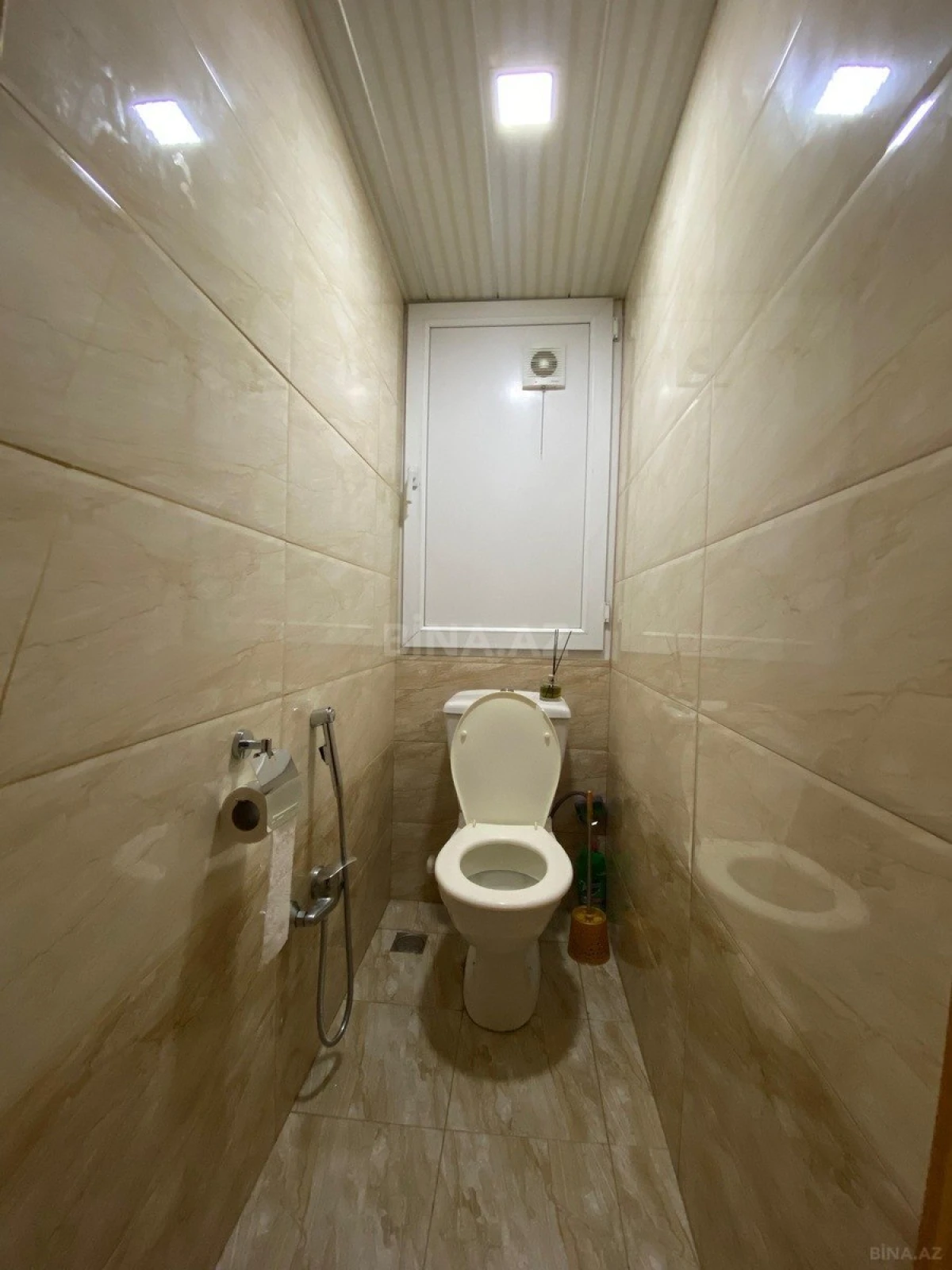 Satılır 2 otaqlı mənzil 65 m²