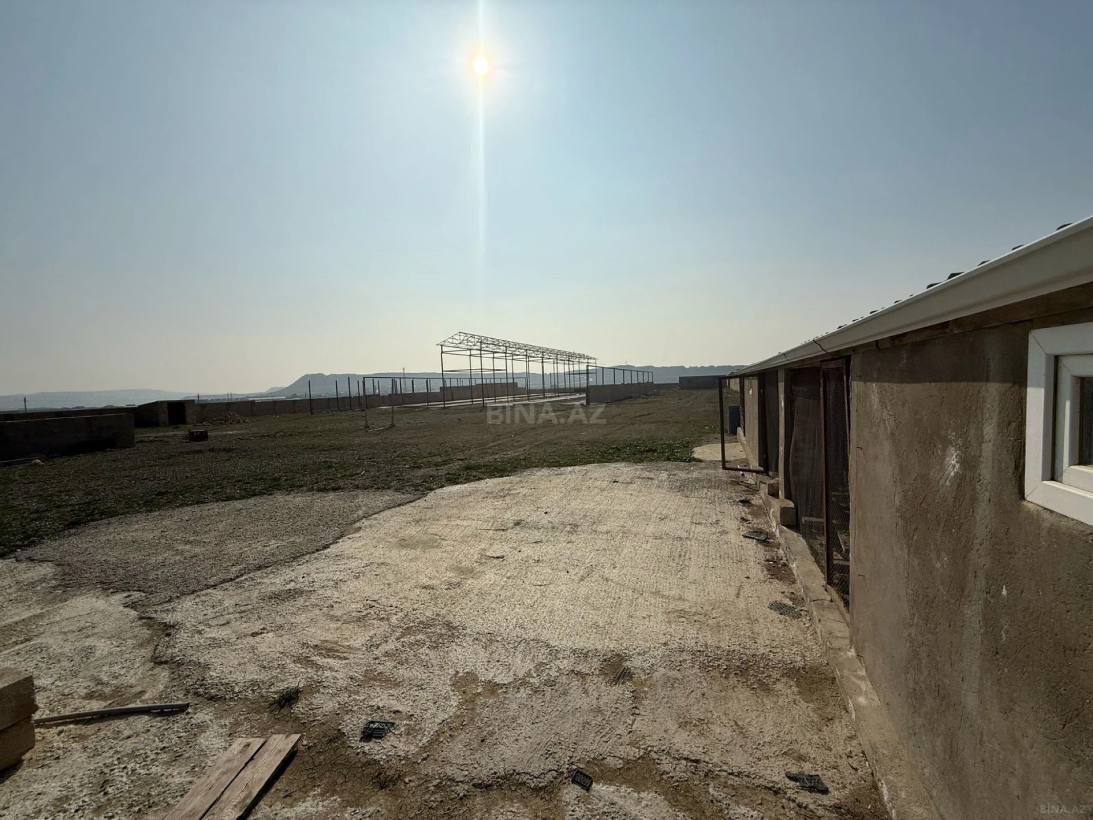 Satılır obyekt 100 m²