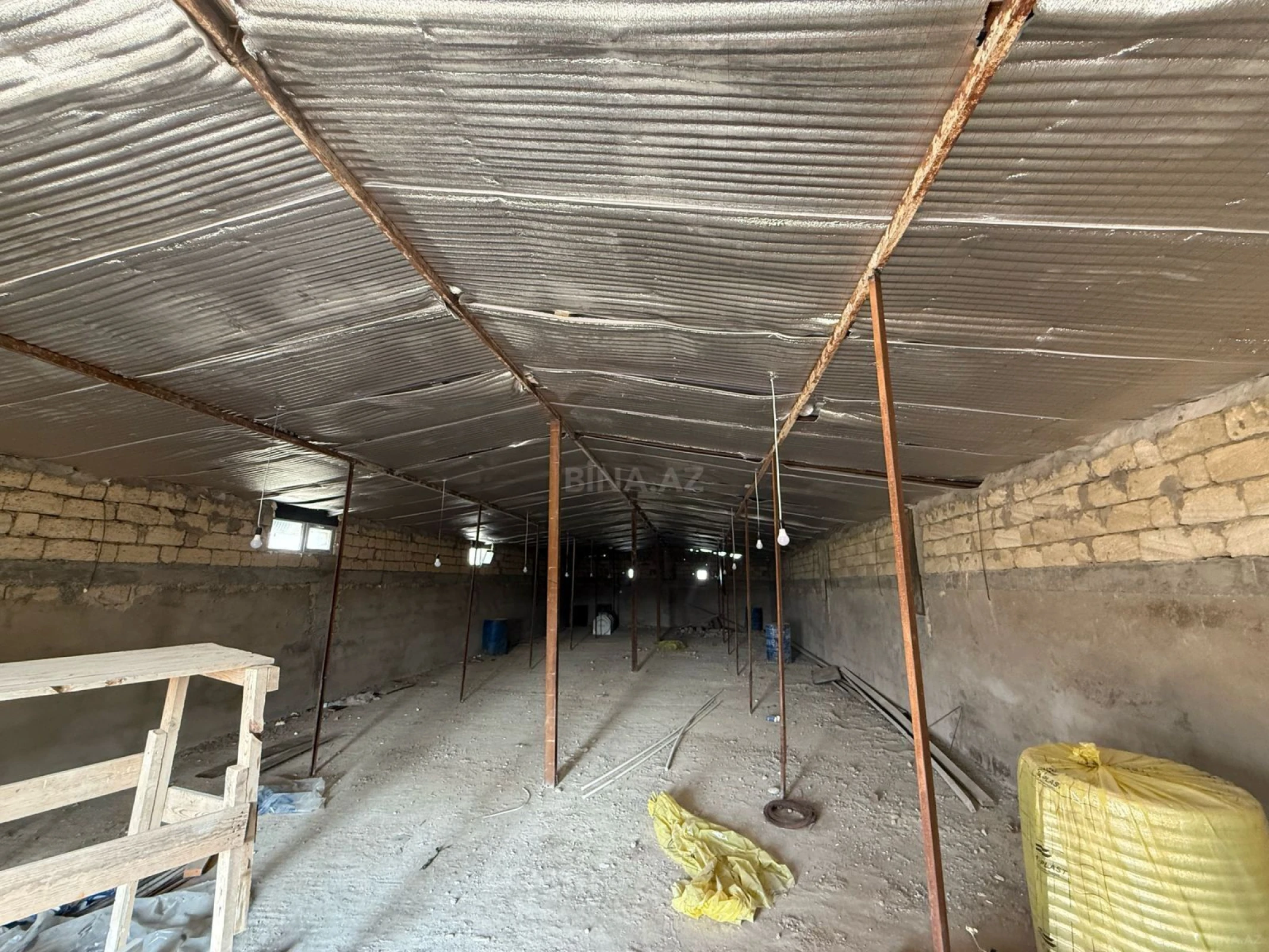 Satılır obyekt 100 m²