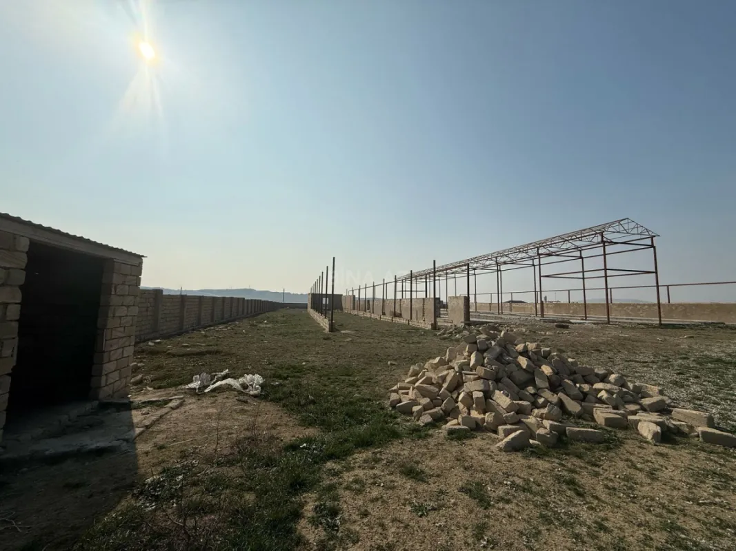 Satılır obyekt 100 m²