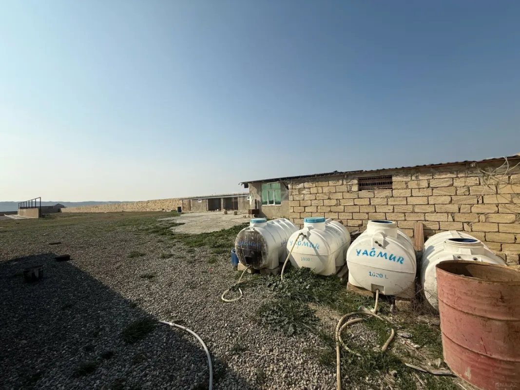 Satılır obyekt 100 m²