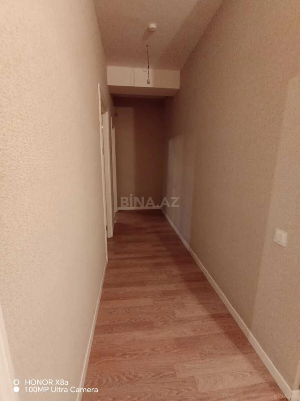 Kirayə verilir 2 otaqlı mənzil 80 m²