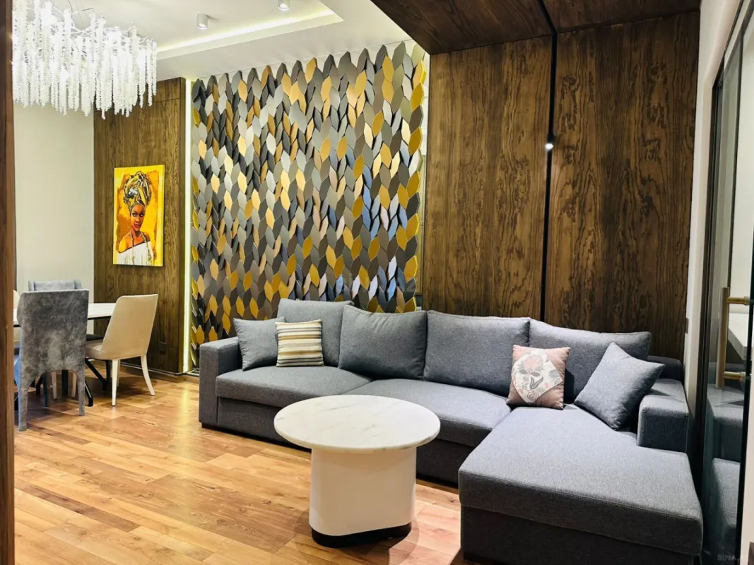 Kirayə verilir 2 otaqlı mənzil 67 m²