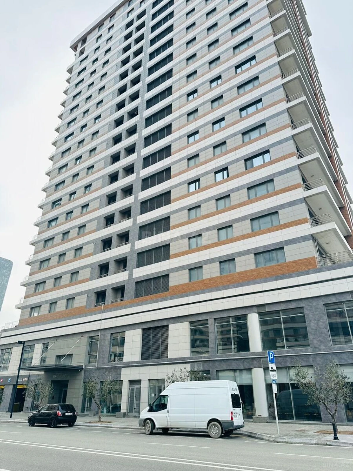 Kirayə verilir 2 otaqlı mənzil 67 m²