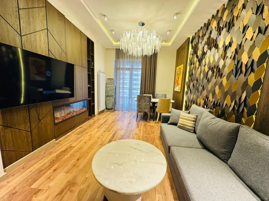 Kirayə verilir 2 otaqlı mənzil 67 m²