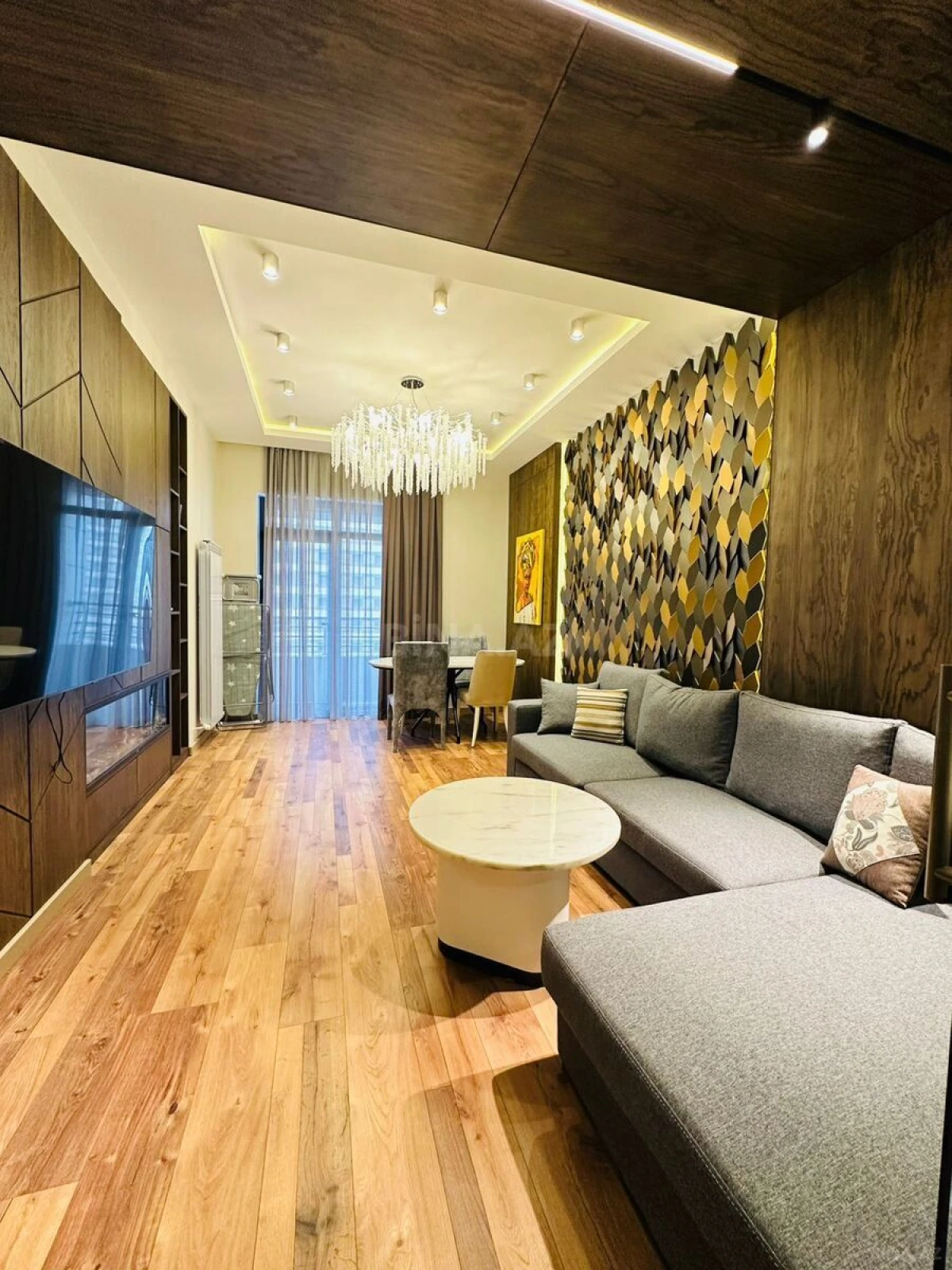 Kirayə verilir 2 otaqlı mənzil 67 m²