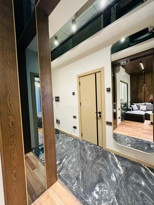 Kirayə verilir 2 otaqlı mənzil 67 m²