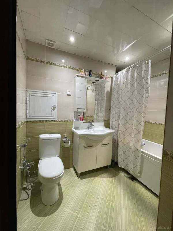 Satılır 2 otaqlı mənzil 70 m²