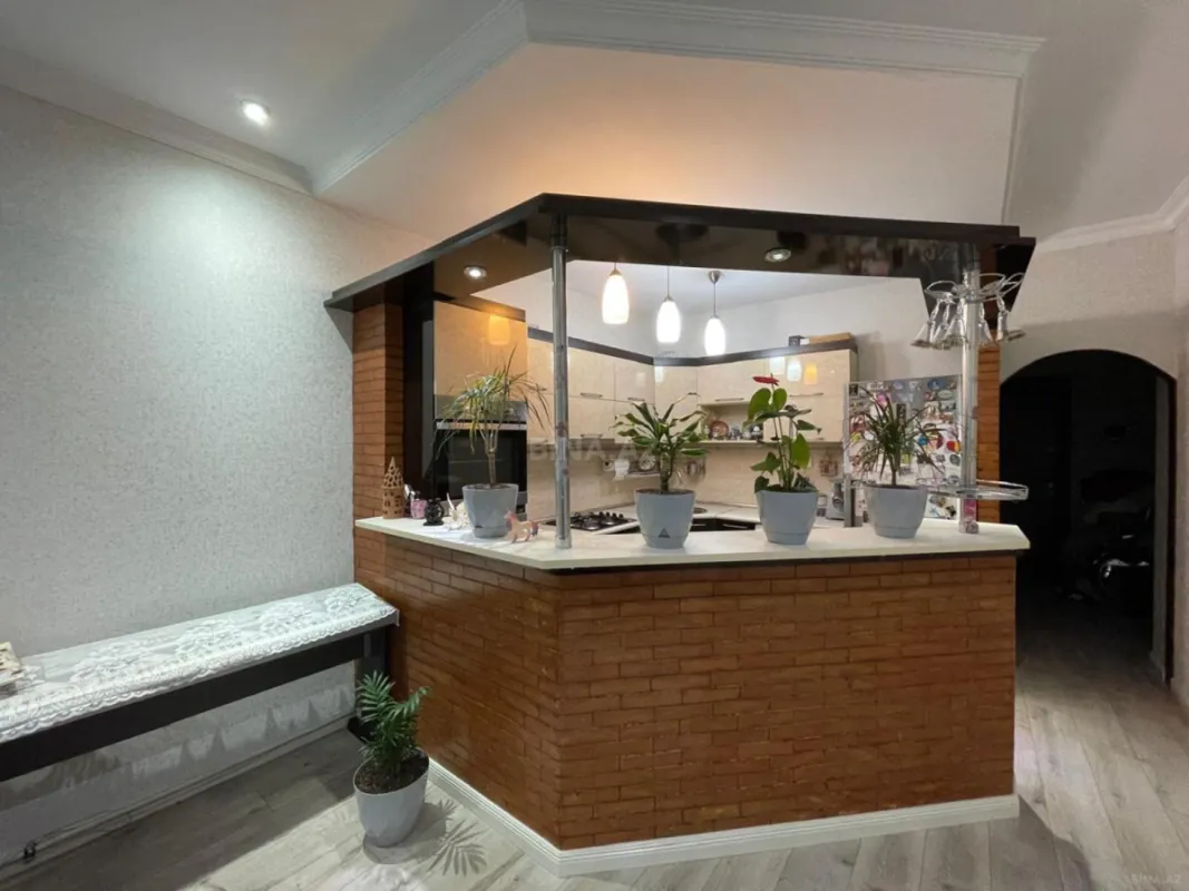 Satılır 2 otaqlı mənzil 70 m²