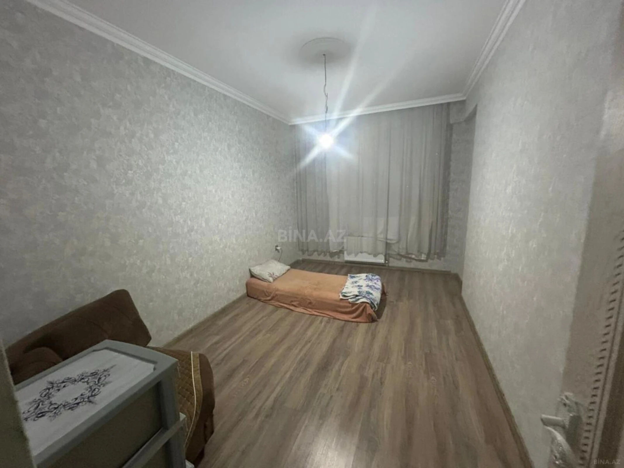 Satılır 3 otaqlı mənzil 120 m²