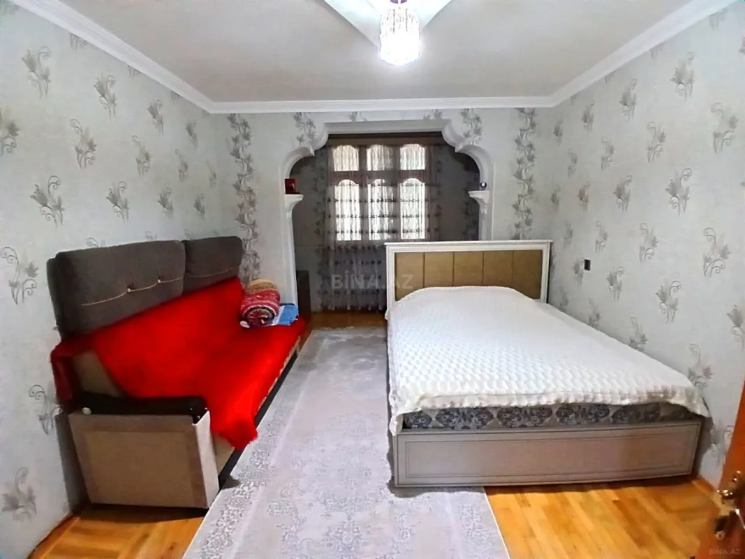 Satılır 3 otaqlı mənzil 120 m²