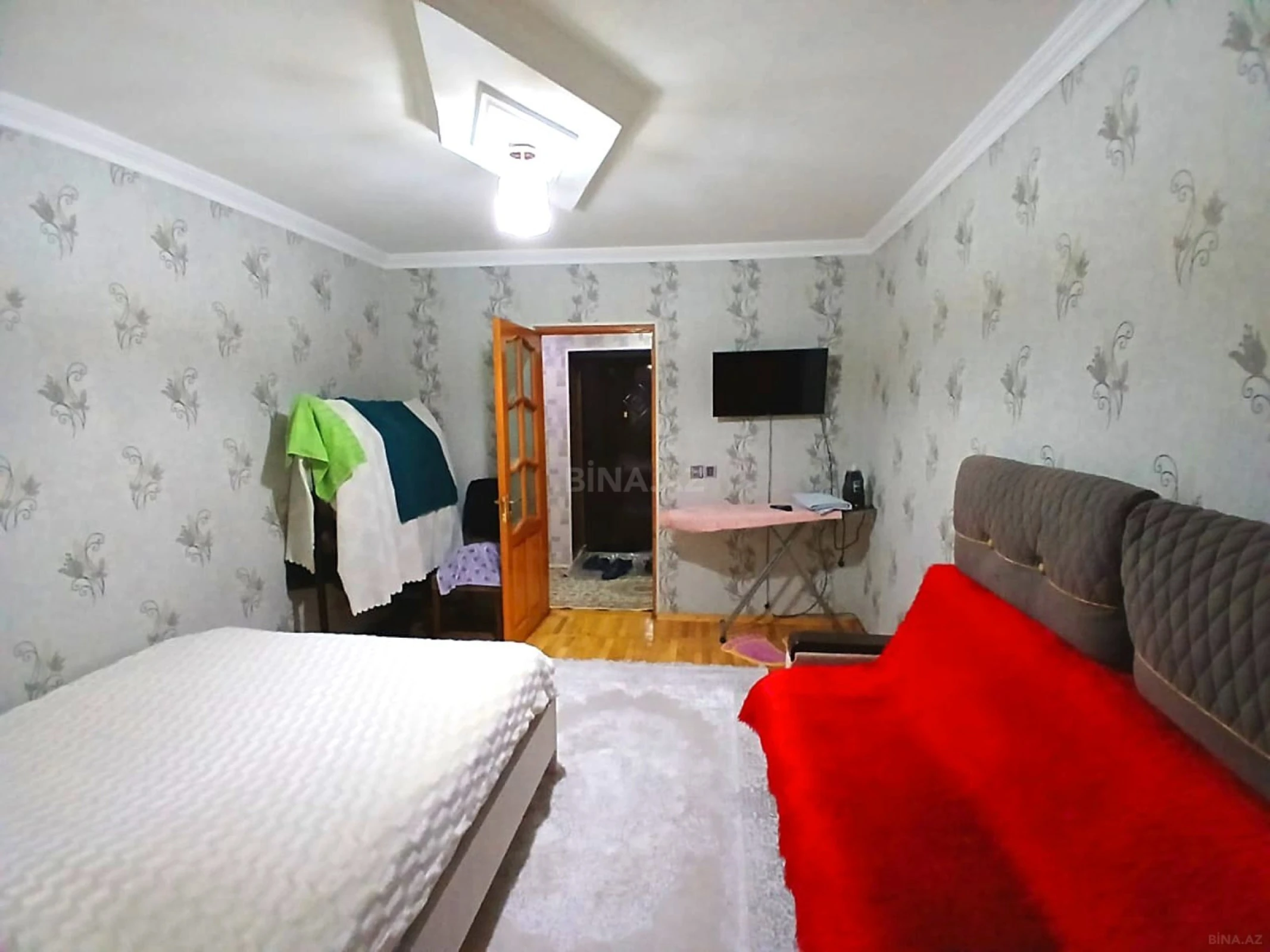 Satılır 3 otaqlı mənzil 120 m²