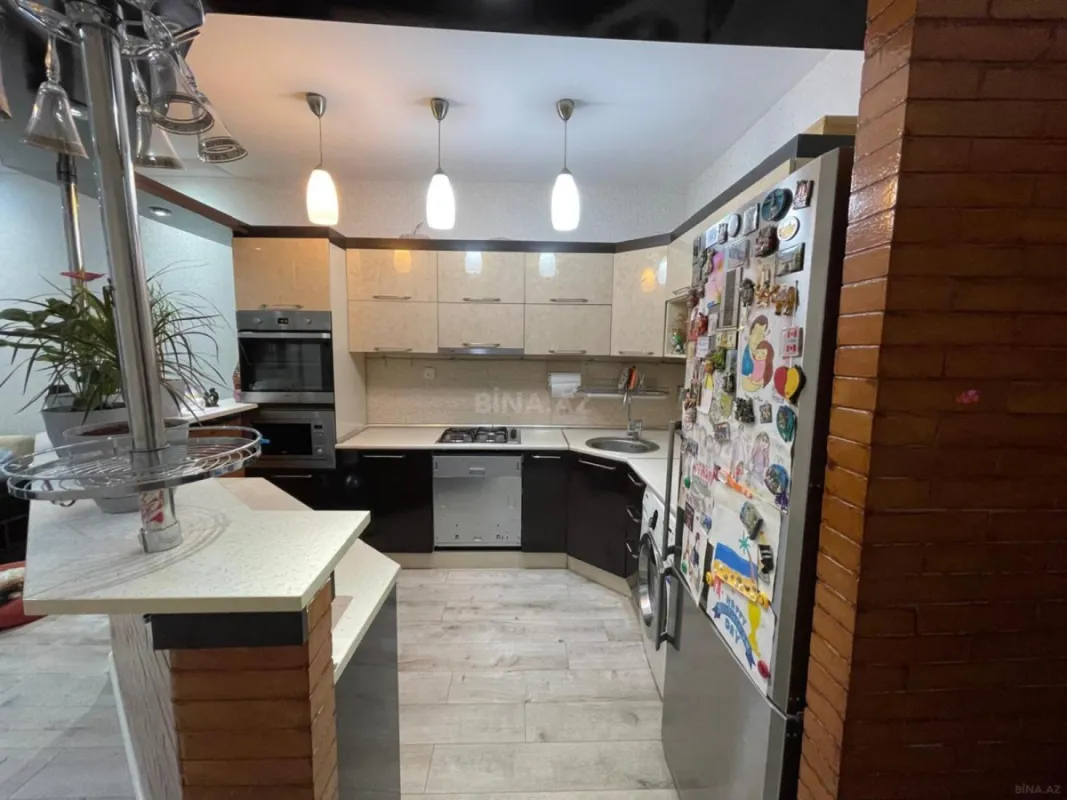 Satılır 2 otaqlı mənzil 70 m²
