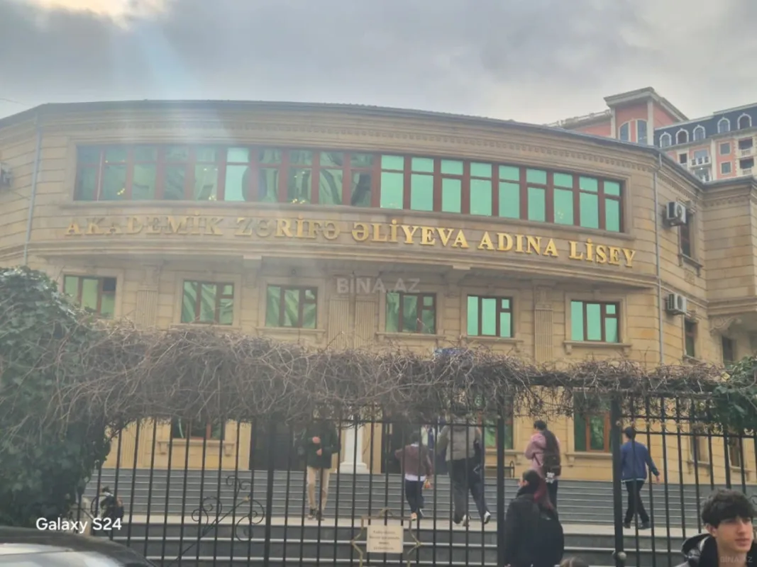 Satılır 3 otaqlı mənzil 68 m²