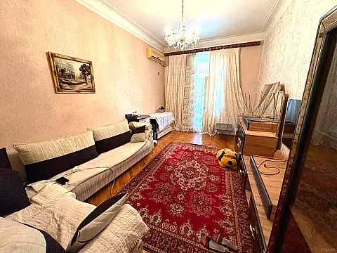 Satılır 3 otaqlı mənzil 90 m²