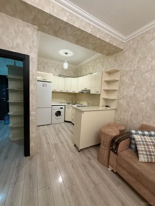 Kirayə verilir 2 otaqlı mənzil 60 m²