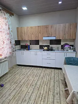 Satılır 4 otaqlı həyət evi 100 m²