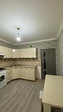 Satılır 1 otaqlı mənzil 44 m²