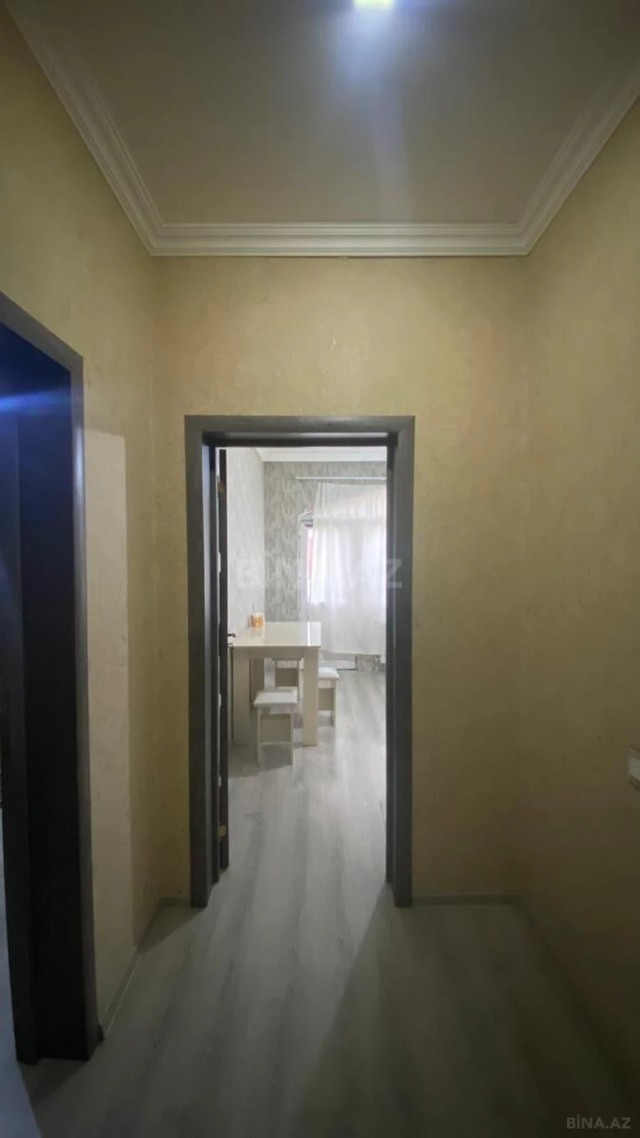 Satılır 1 otaqlı mənzil 44 m²