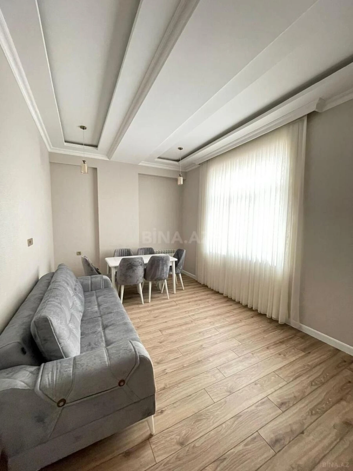 Kirayə verilir 2 otaqlı mənzil 80 m²