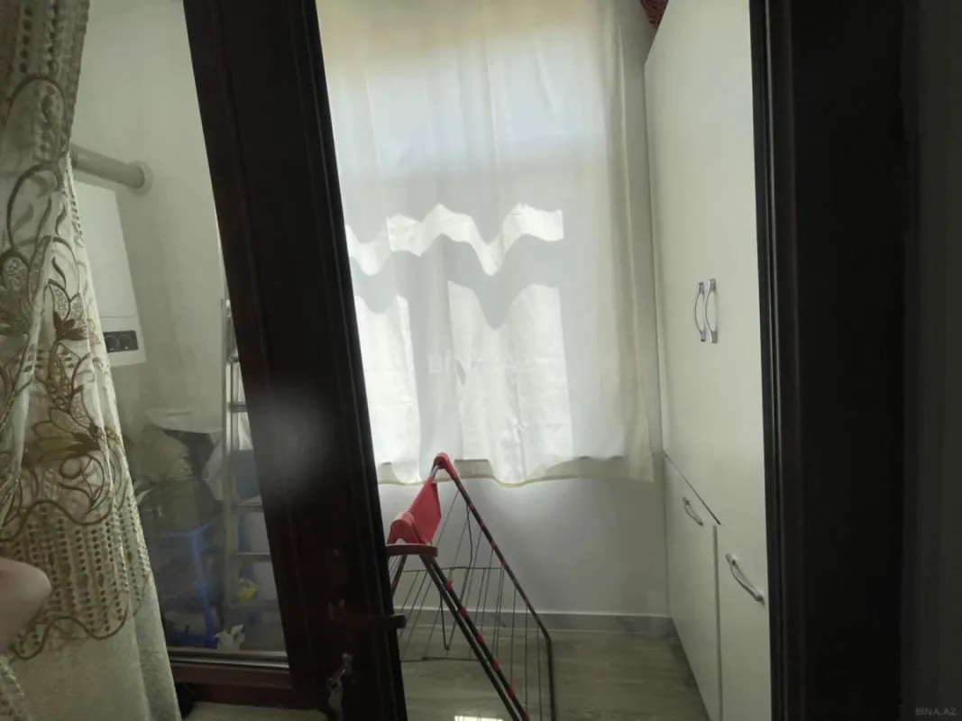 Kirayə verilir 2 otaqlı mənzil 65 m²