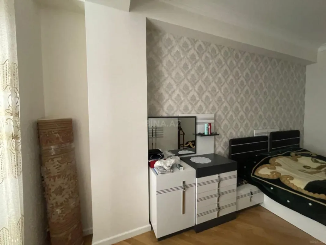 Kirayə verilir 2 otaqlı mənzil 65 m²