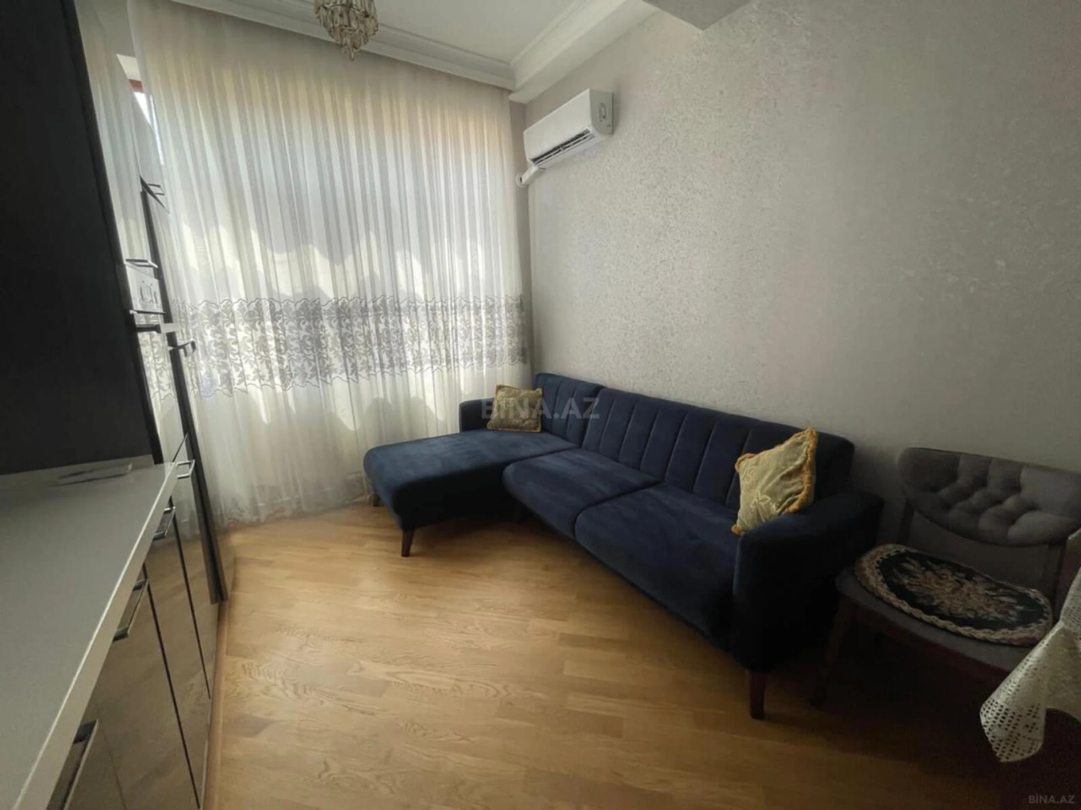 Kirayə verilir 2 otaqlı mənzil 65 m²