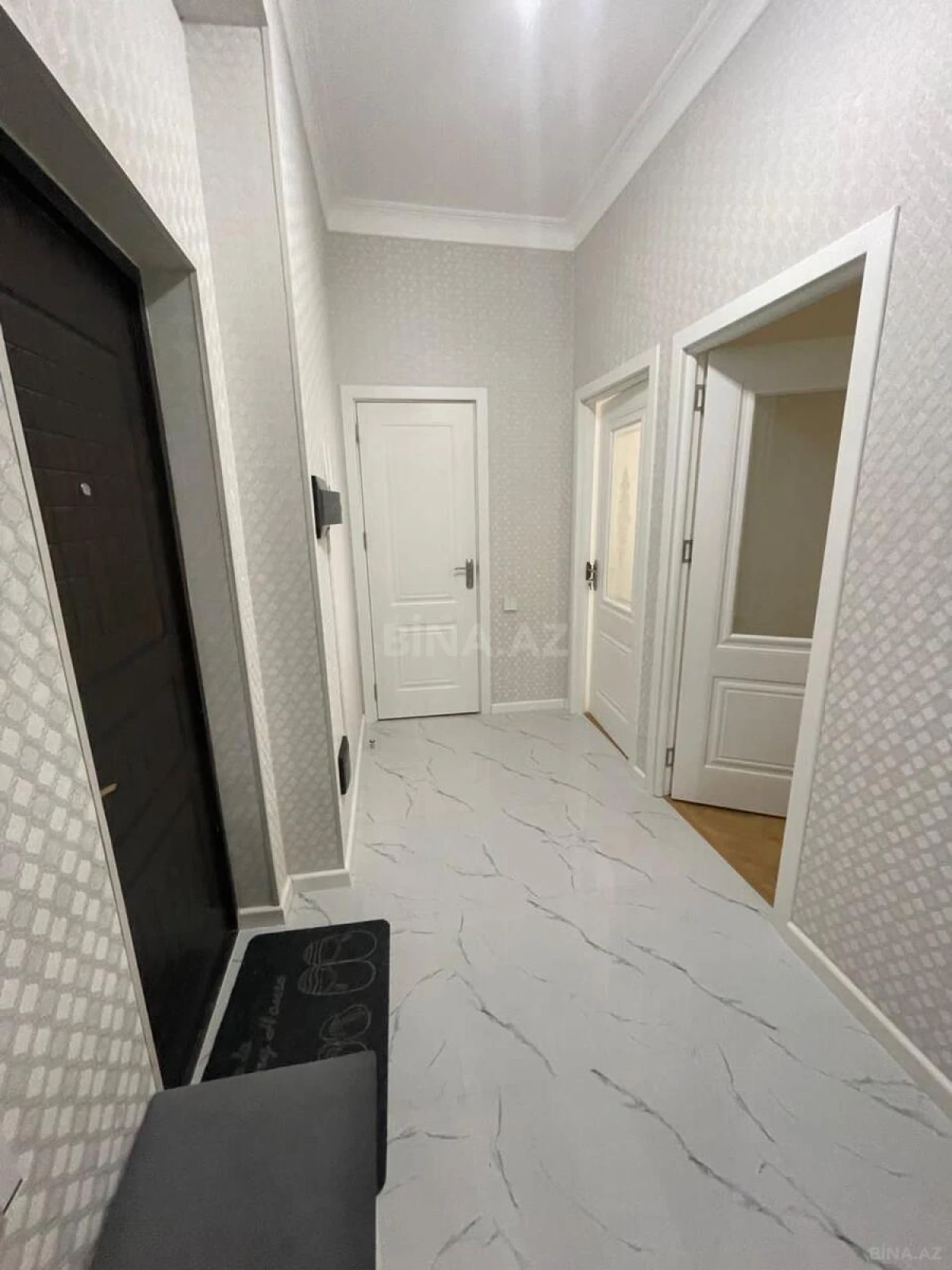 Kirayə verilir 2 otaqlı mənzil 65 m²
