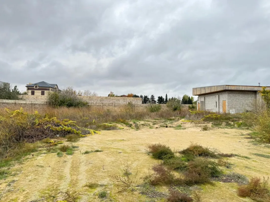 Satılır torpaq sahəsi 12 m²