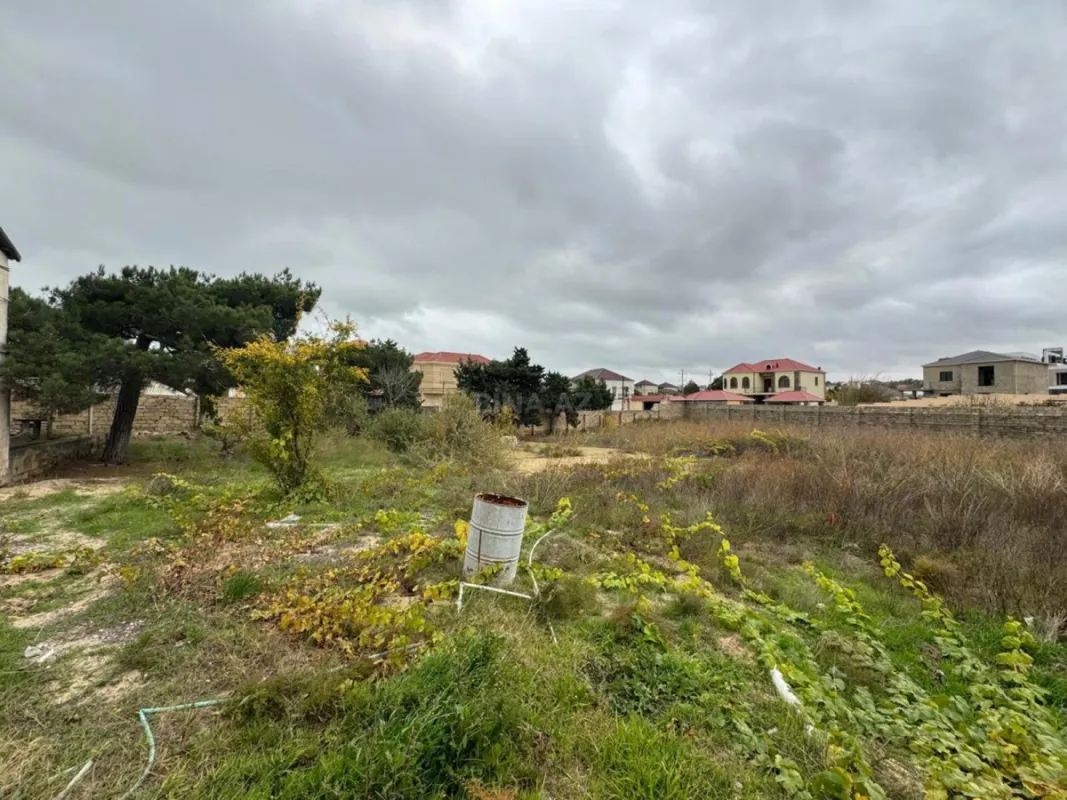 Satılır torpaq sahəsi 12 m²