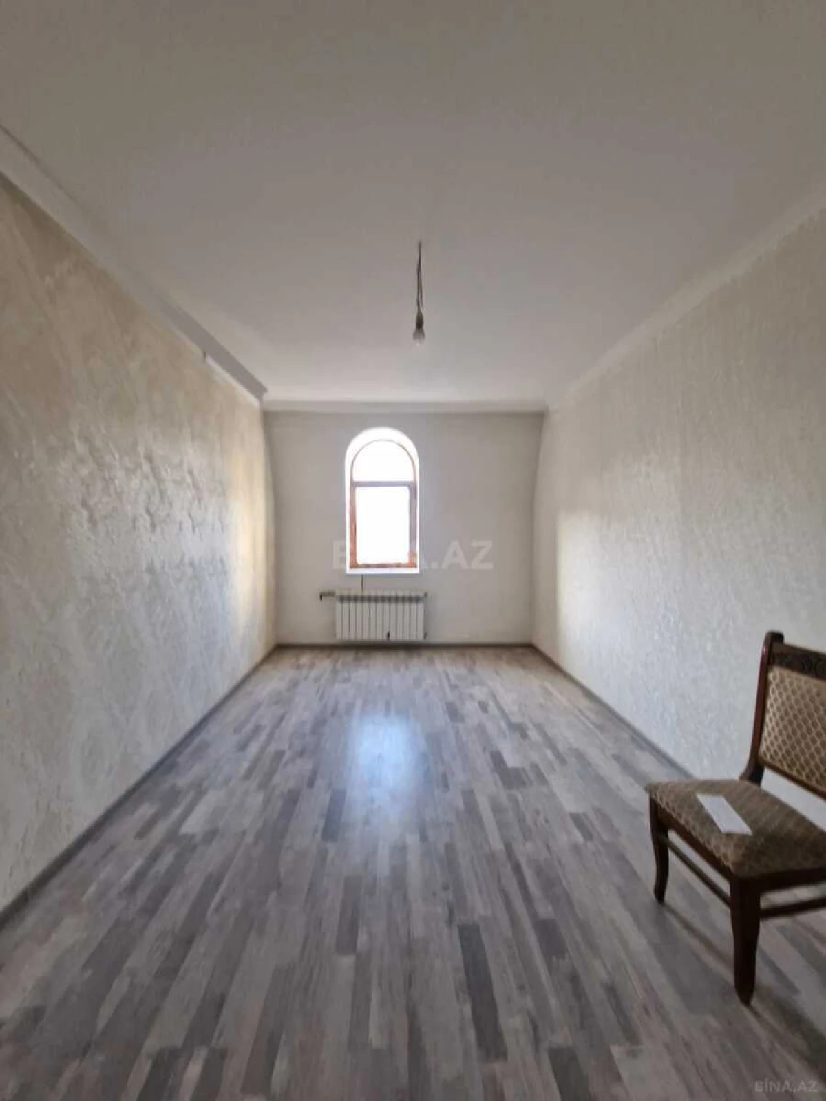 Satılır 2 otaqlı mənzil 73 m²