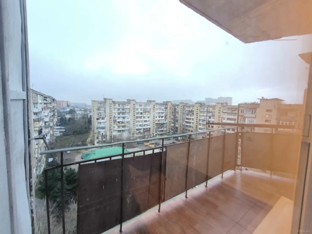 Satılır 4 otaqlı mənzil 100 m²