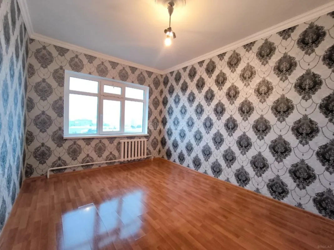 Satılır 4 otaqlı mənzil 100 m²