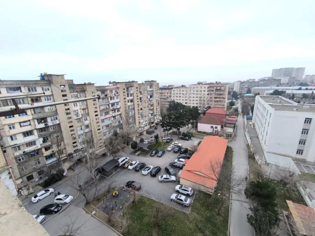 Satılır 4 otaqlı mənzil 100 m²