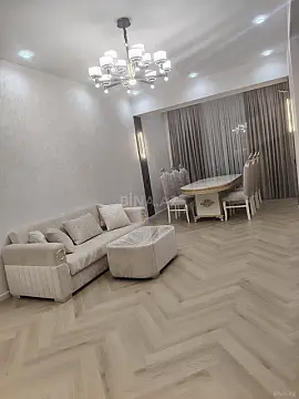 Satılır 2 otaqlı mənzil 66.2 m²