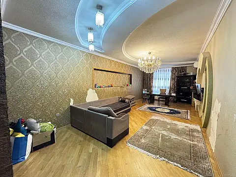Satılır 3 otaqlı mənzil 134 m² — Bakı, Həzi Aslanov qəs. 3 otaq 134.00 m²