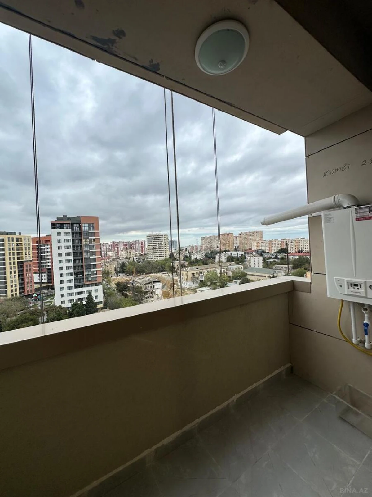 Kirayə verilir 3 otaqlı mənzil 90 m²
