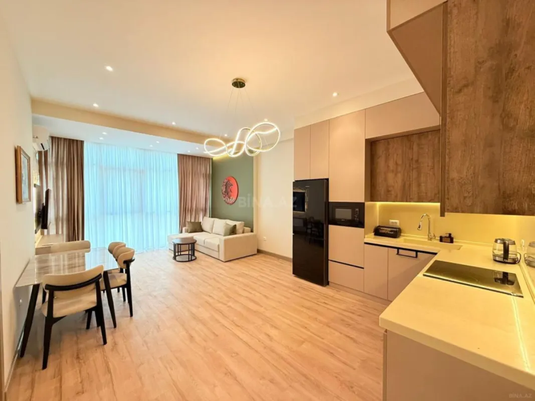 Kirayə verilir 2 otaqlı mənzil 76 m²