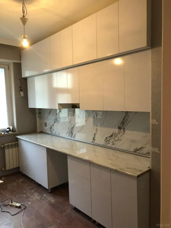 Satılır 2 otaqlı mənzil 60 m²