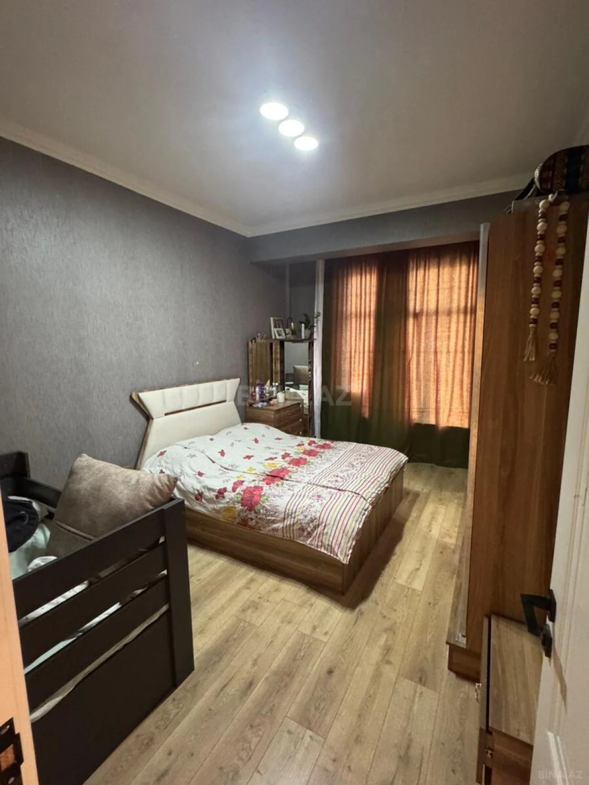 Satılır 2 otaqlı mənzil 69 m²