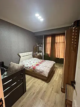 Satılır 2 otaqlı mənzil 69 m²