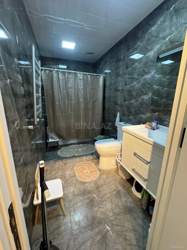 Satılır 2 otaqlı mənzil 69 m²