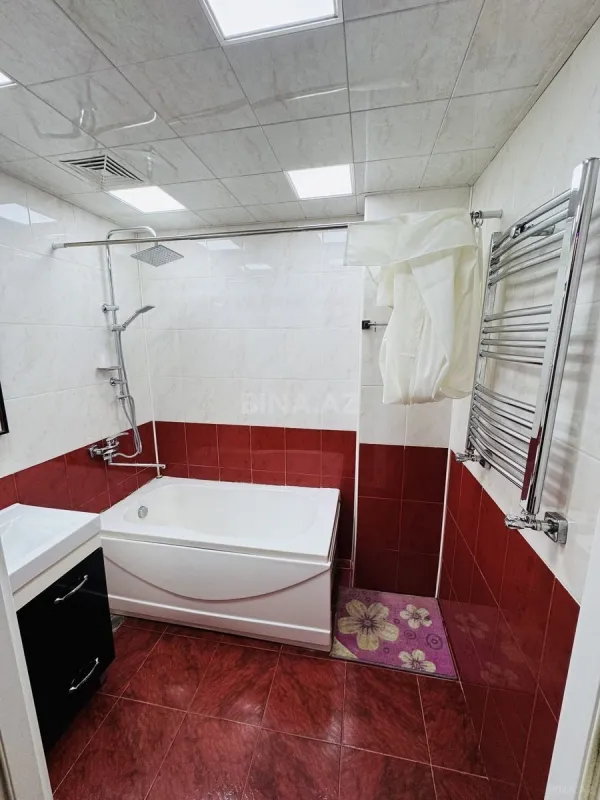 Satılır 3 otaqlı mənzil 94 m²