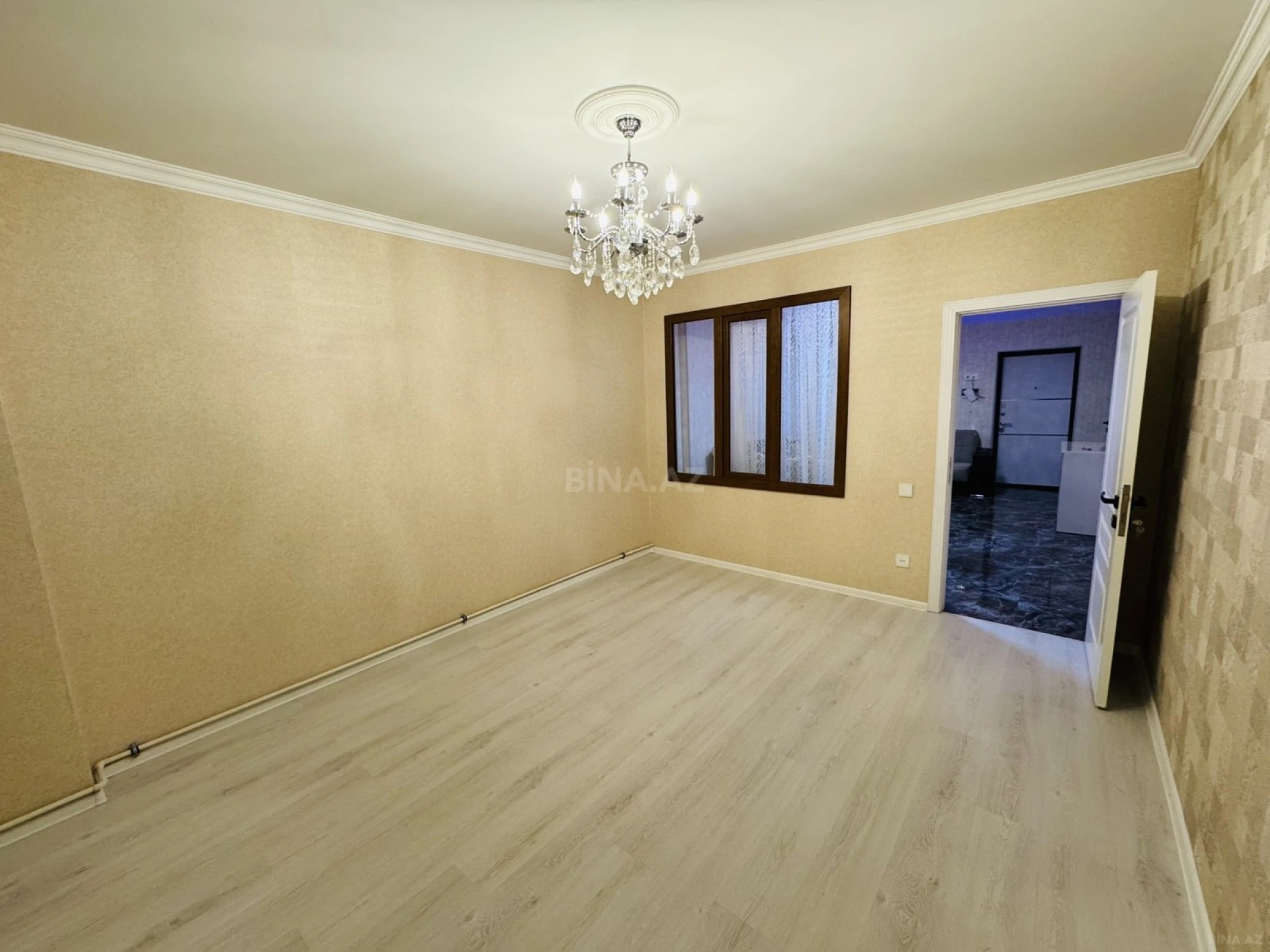 Satılır 3 otaqlı mənzil 94 m²