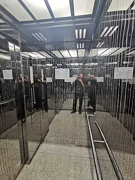 Satılır 3 otaqlı mənzil 186 m²