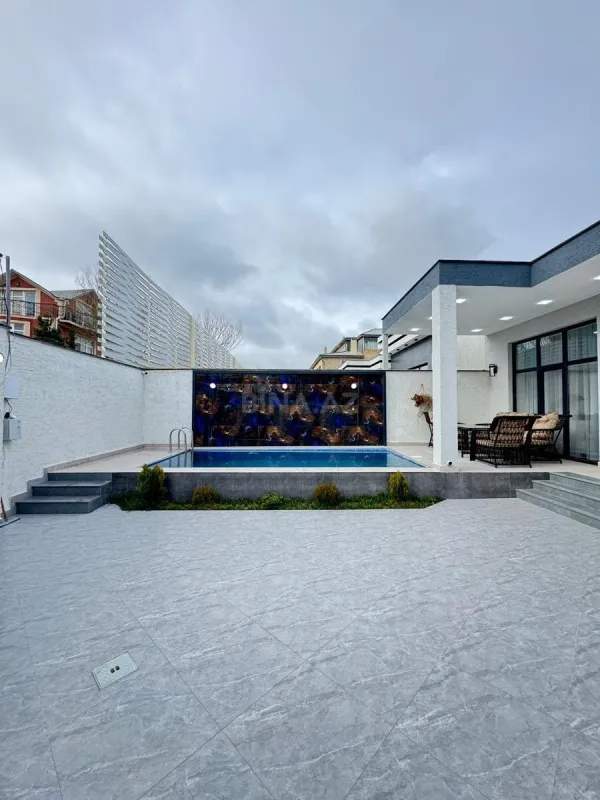 Satılır 4 otaqlı həyət evi 160 m²