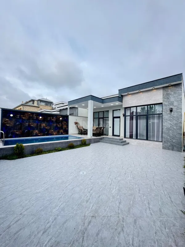 Satılır 4 otaqlı həyət evi 160 m²