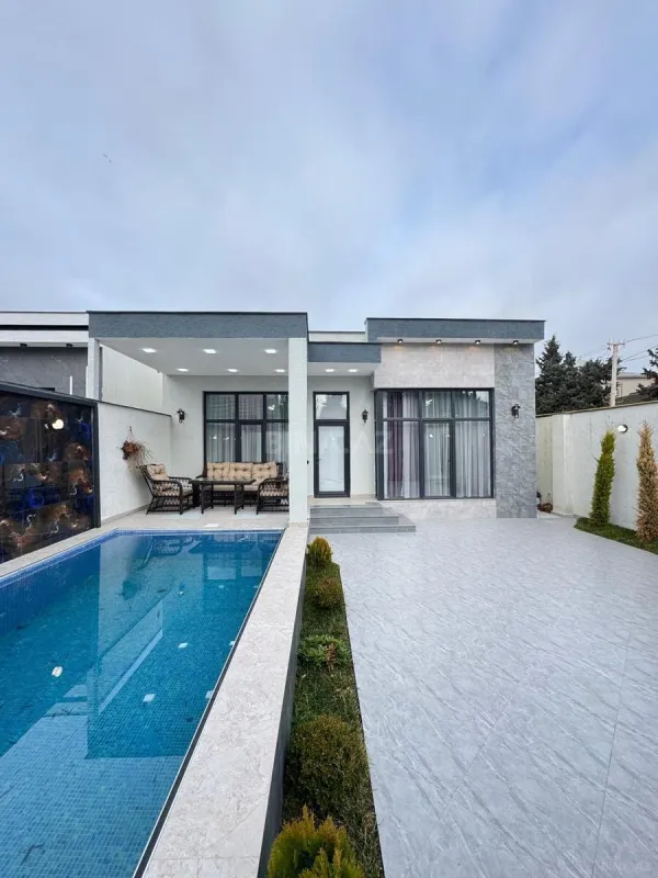 Satılır 4 otaqlı həyət evi 160 m²