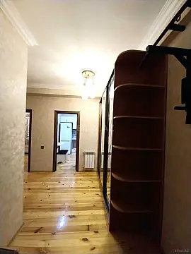 Satılır 2 otaqlı mənzil 75.6 m²
